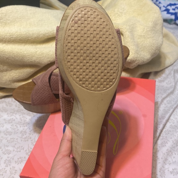 Blush pink color. New, never worn wedges. Size 8. - Picture 6 of 8